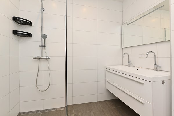 Medium property photo - Pijnboomstraat 3, 2565 ZH Den Haag